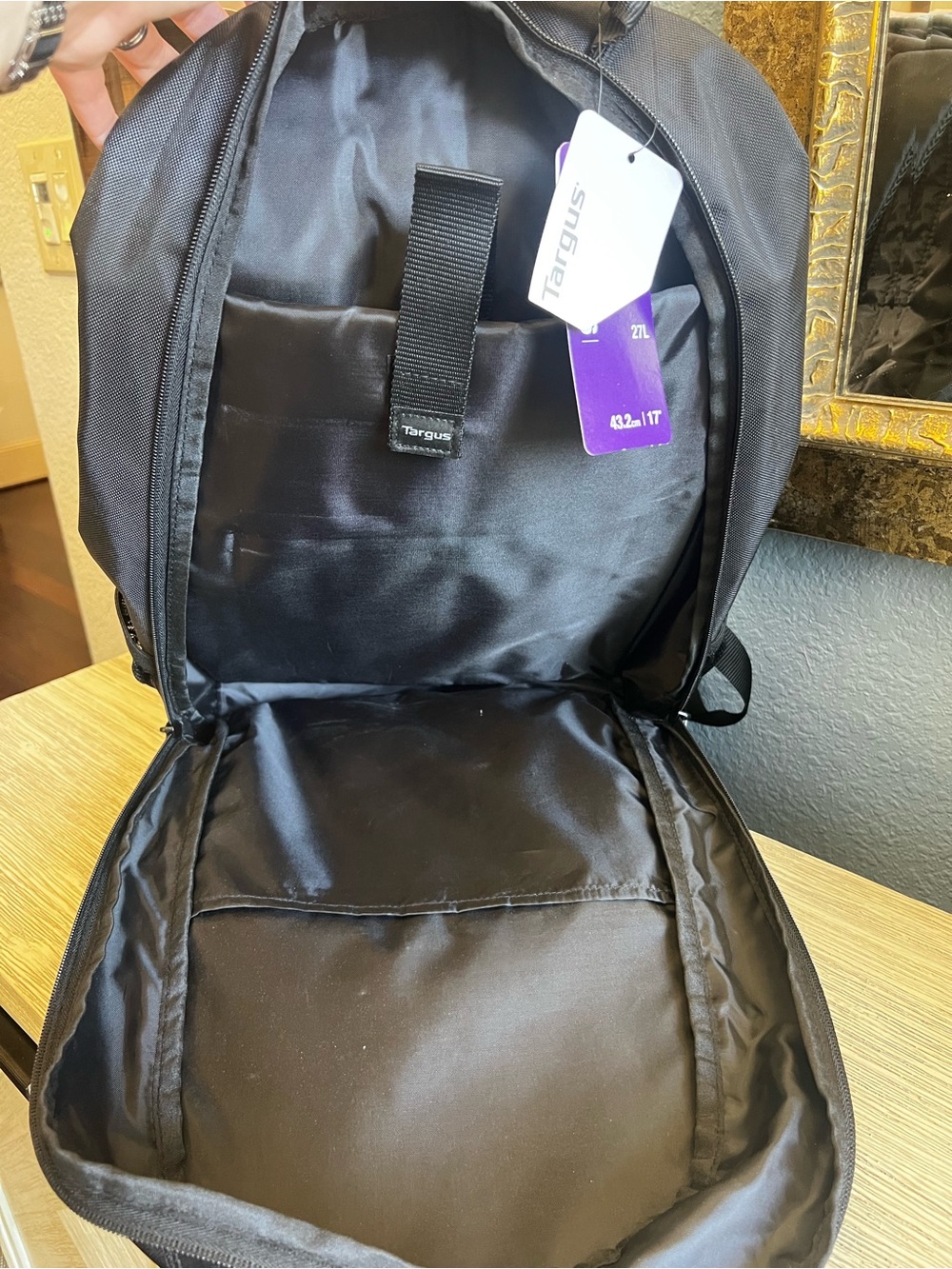 🆕 Targus Groove 17” Black Men's Laptop Backpack with Front Organizer - Picture 11 of 11